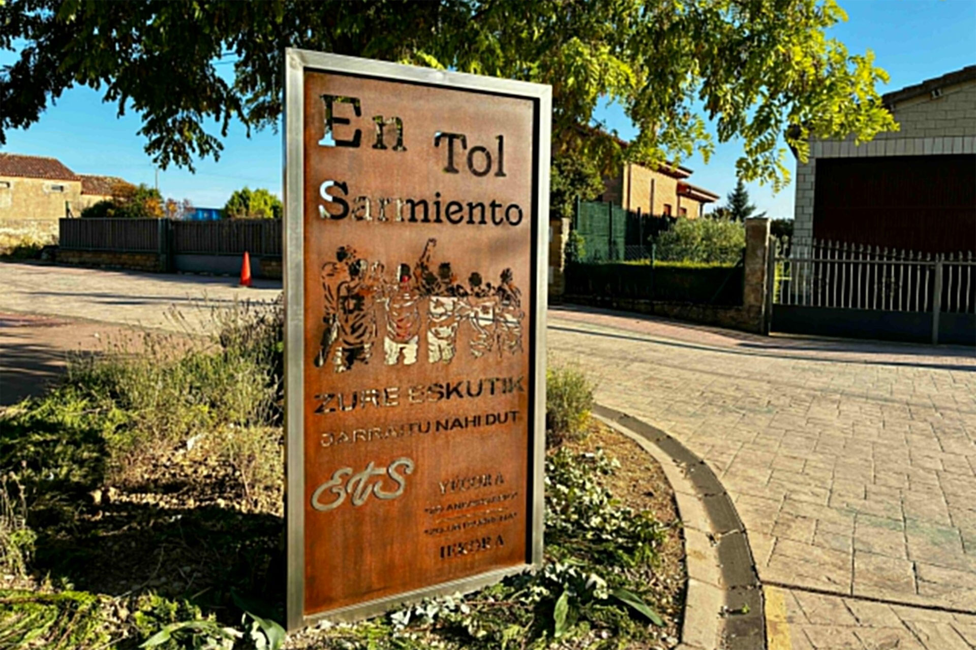 En Tol Sarmiento ya tiene su monolito en Yécora